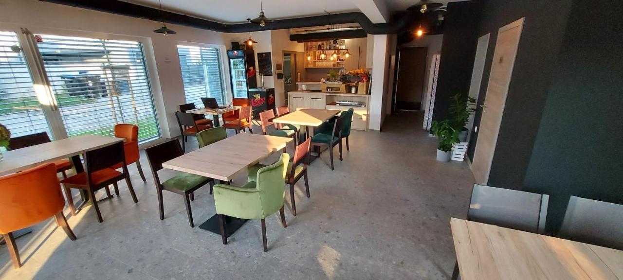 Bed & Breakfast Rezidenca Pipanova Ljubljana Extérieur photo