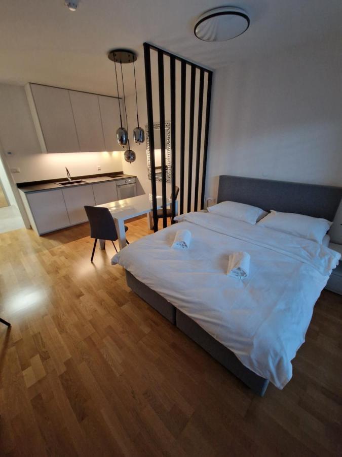 Bed & Breakfast Rezidenca Pipanova Ljubljana Extérieur photo